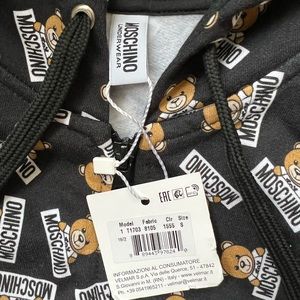 Moschino hoodie size S new with tag